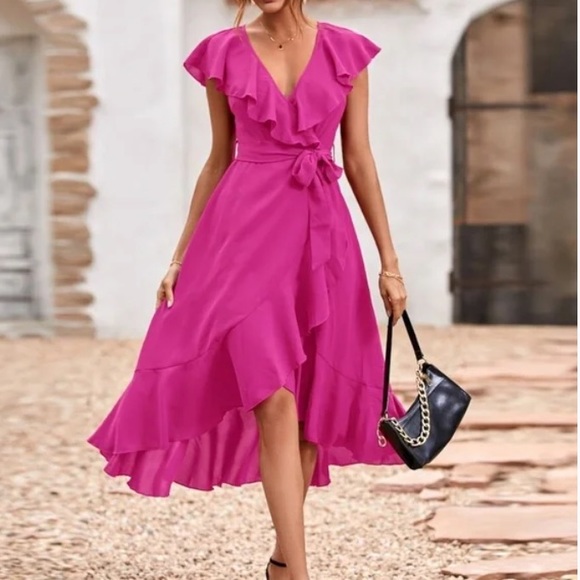 Dresses & Skirts - Boho pink ruffle hem wrap belted maxi dress